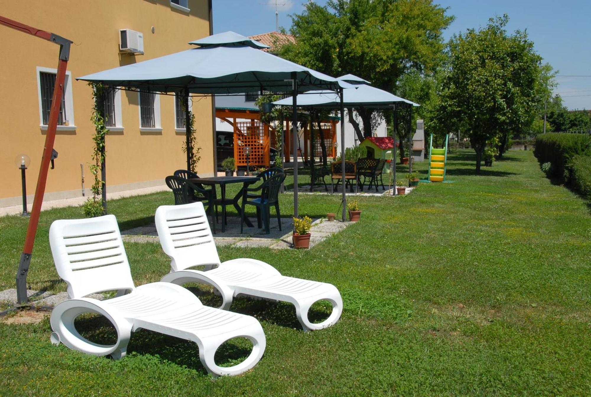 Agriturismo Il Melograno Tessera Exteriör bild